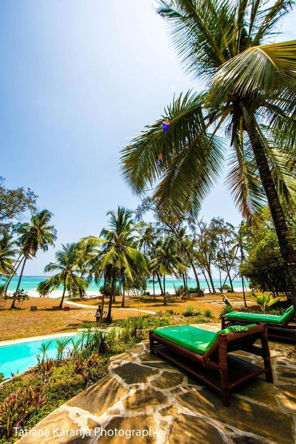 Diani House Hotel Diani Beach Exterior photo